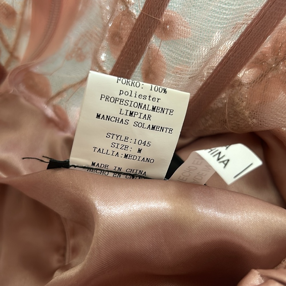 Size M - Picture 10 of 11